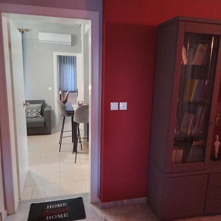Χαίρε, Ξεΐνε, Παρ' Αμμι Φιλησεαι Διαμέρισμα Τρίκαλα Εξωτερικό φωτογραφία